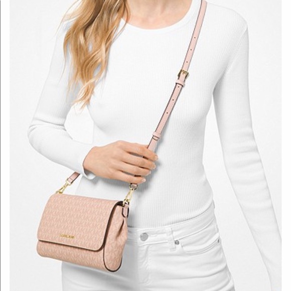 New Michael Kors Medium Logo Convertible Crossbody bag - Picture 3 of 5